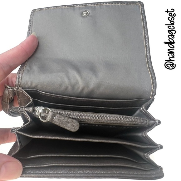 Coach Audrey Pearl Rocker Optic C Sequin Sequence Wristlet Wallet - Picture 7 of 11